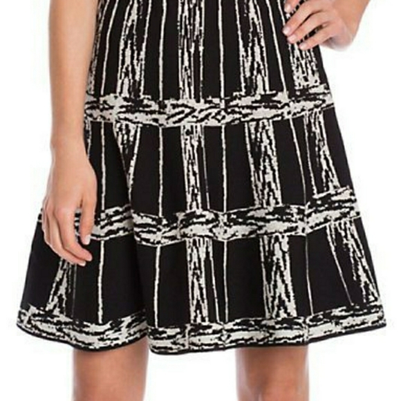 EUC Nic & Zoe Windowpane Skirt - Picture 4 of 4